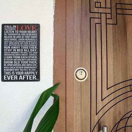 Private Rooms In Central Sofia - Quiet & Comfortable * Szófia