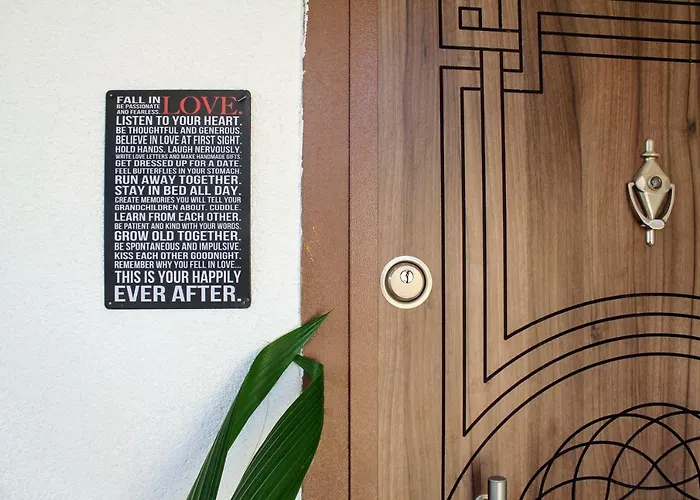 Private Rooms In Central Sofia - Quiet & Comfortable * Σόφια